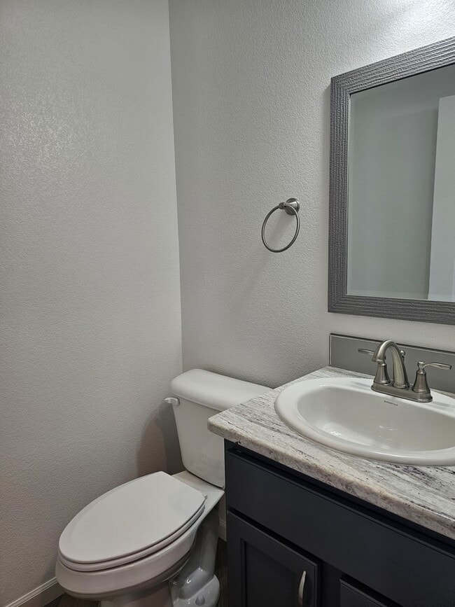 Building Photo - 901 Sonata Lane