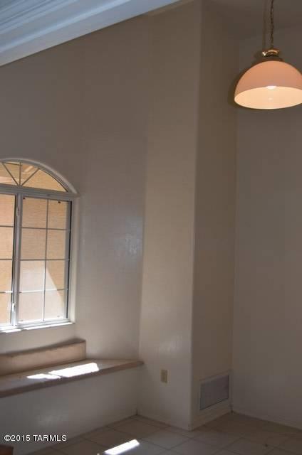 Building Photo - 9127 E Wolfberry St