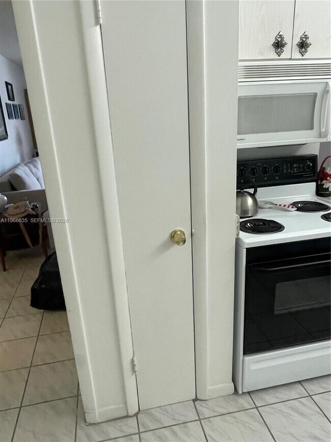 Building Photo - 4881 NW 22nd St