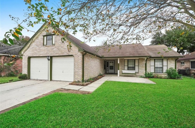 Primary Photo - 1219 Lynn Ln