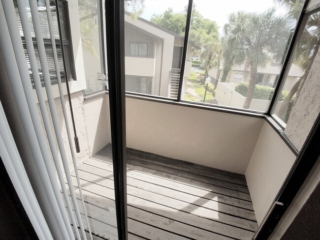 Building Photo - FOR RENT! Beautiful 2/2 Winter Park  Pool View Condo  in front of Full Sail!