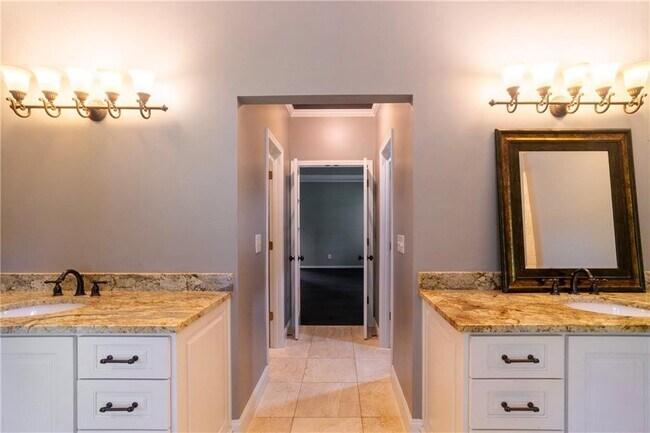 Building Photo - 6850 Weatherstone Way