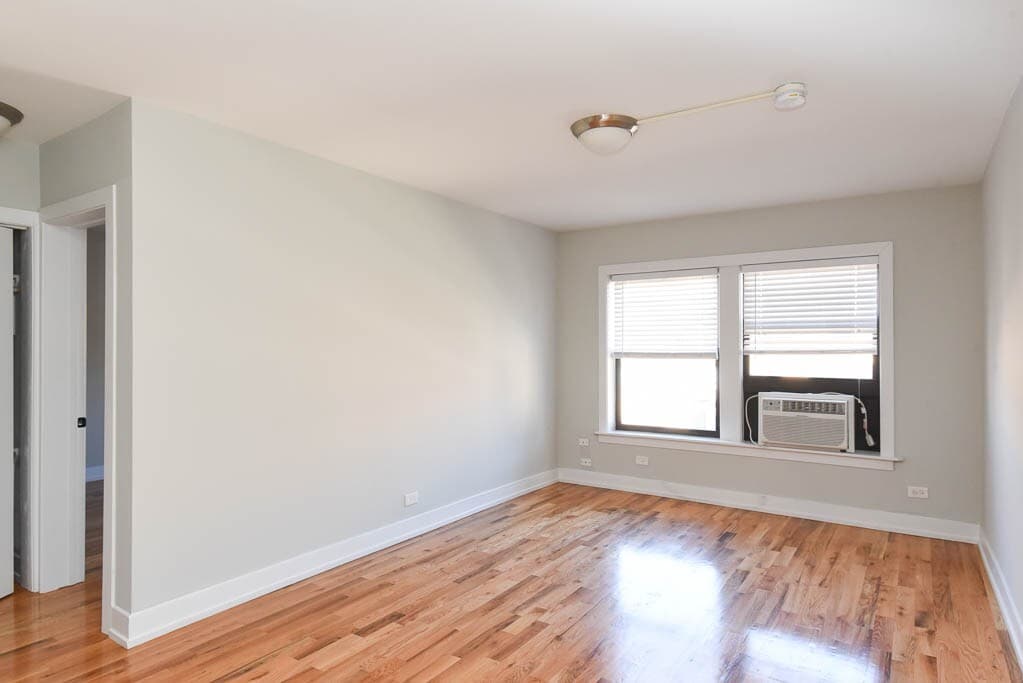Building Photo - 562 W Arlington Pl