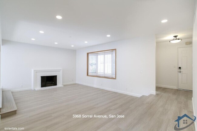 Building Photo - 5968 Sorrel Ave