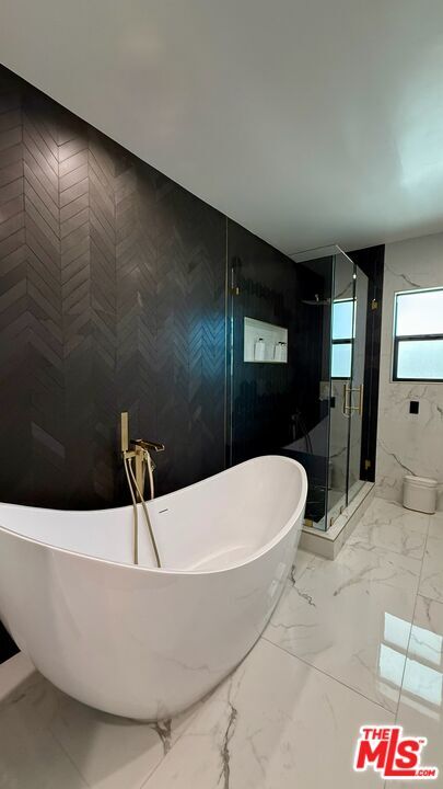 Building Photo - 3845 Olympiad Dr