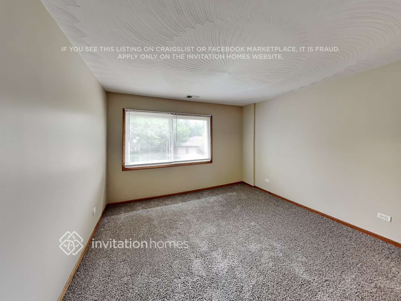 Building Photo - 721 Westshore Dr