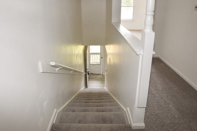 Building Photo - 3BR/1.5BA Home – Great Norfolk Location!