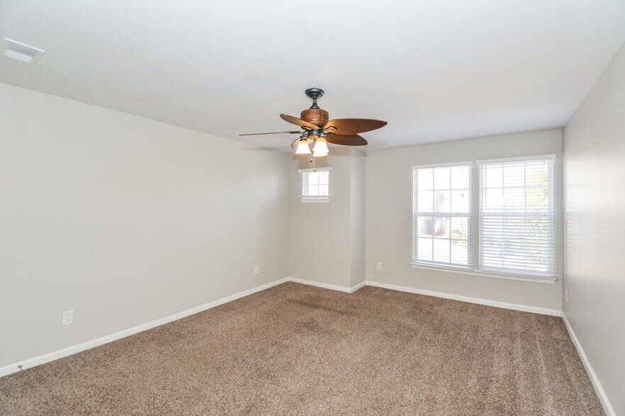 Building Photo - 1437 Timber Ridge Cir