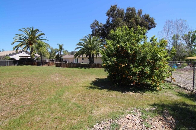 Building Photo - 16328 Bassett Ct