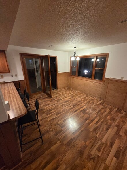 Building Photo - 1219 5th st