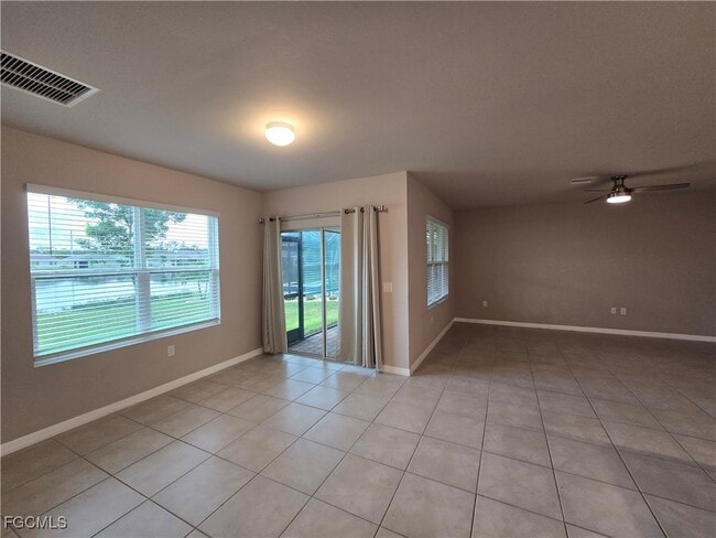 Building Photo - 3187 Estancia Ln