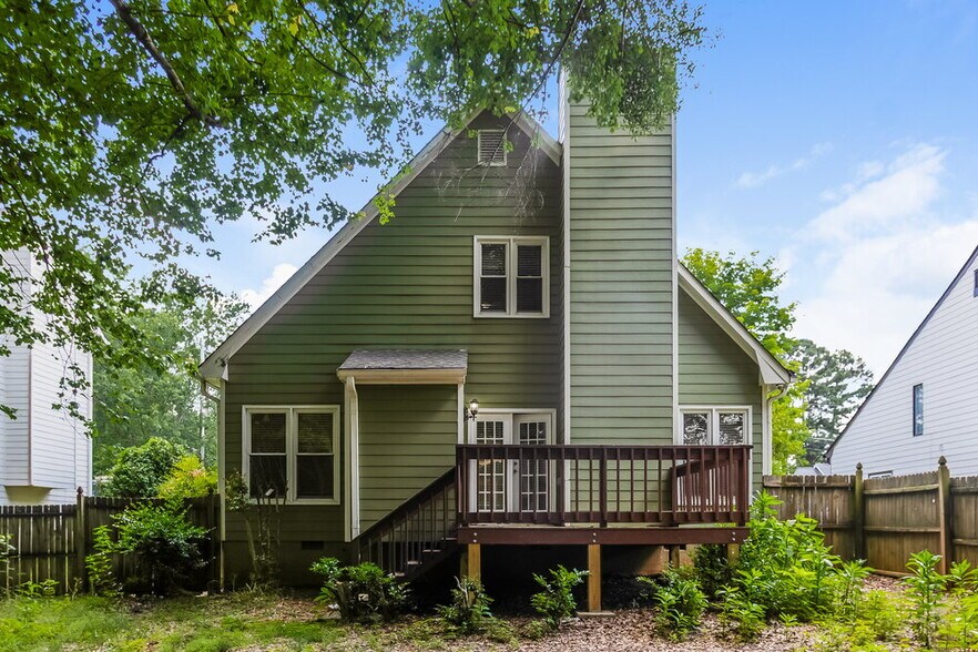 Building Photo - 4805 Shallow Farm Dr NE