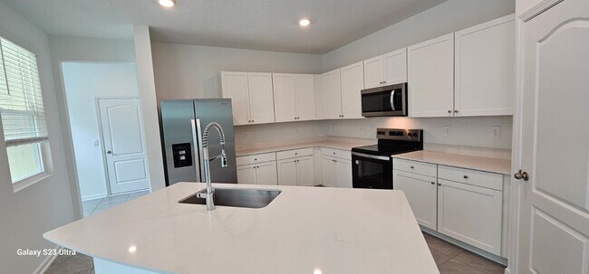 Building Photo - 29 Blue Hvn Rd