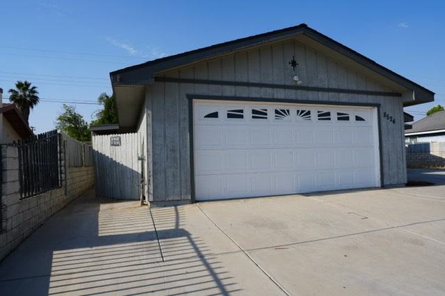 Building Photo - 8524 Haupt Ave