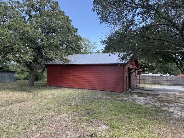 Building Photo - 9581 Valley View Dr