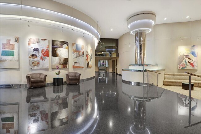 Building Photo - 20191 E Country Club Dr