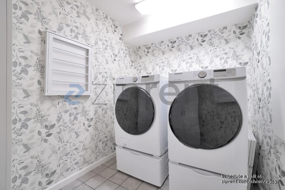 Building Photo - 9404 Fox Den Ct