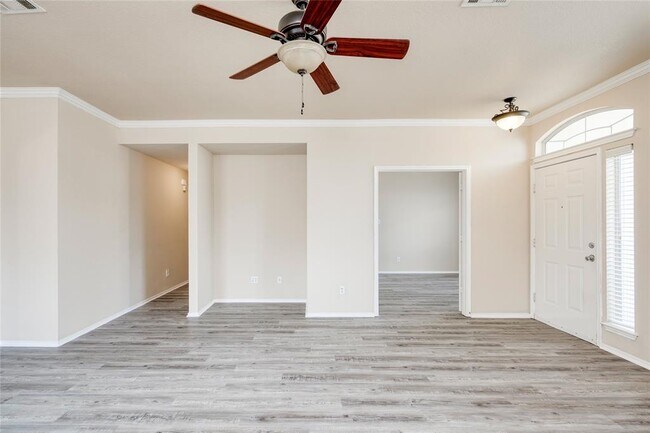 Building Photo - 2509 Pearson Way