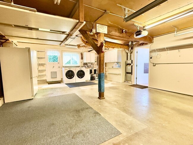 Building Photo - 1163 Grand Teton Dr
