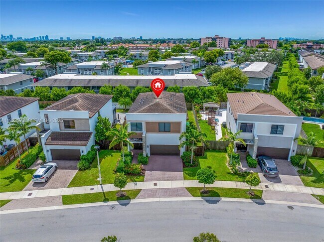 Building Photo - 268 NE 210th Way