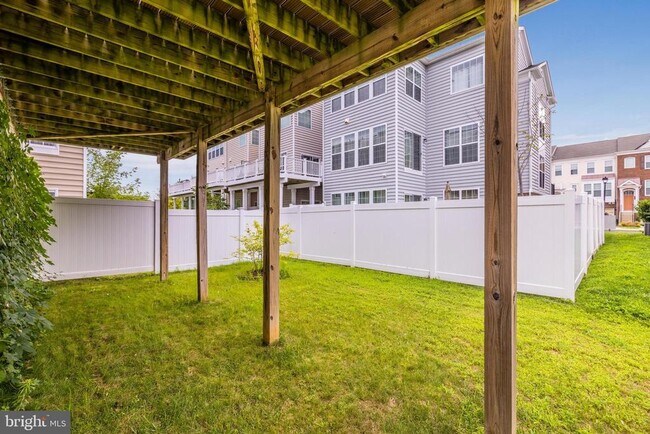 Building Photo - 43538 Heritage Gap Terrace