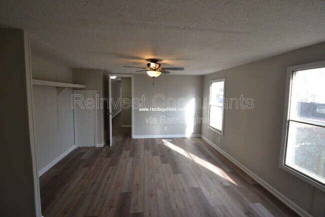 Building Photo - 11049 Stephens Rd