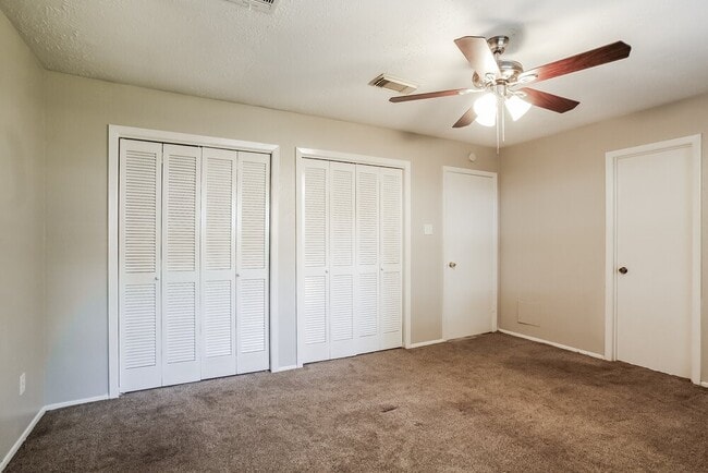 Building Photo - 4306 Hickorygate Dr