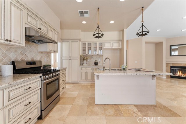 Building Photo - 15863 Silver Springs Dr
