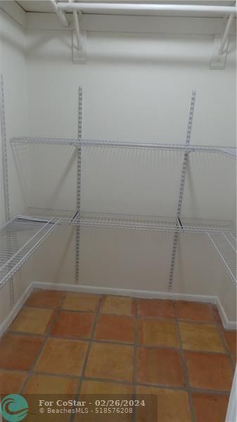 Building Photo - 6600 Cypress Rd