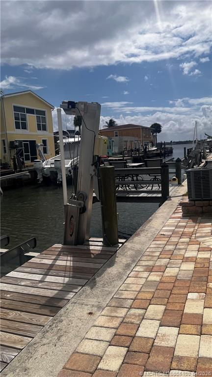 Building Photo - 1077 Nettles Blvd