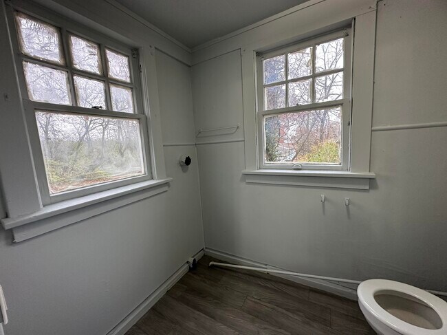 Building Photo - 1905 Griggs-