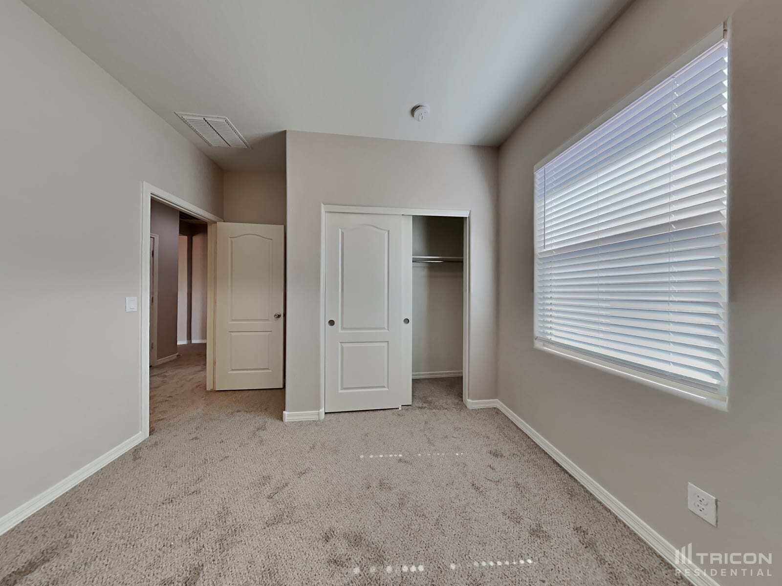 Building Photo - 40209 W Walker Wy