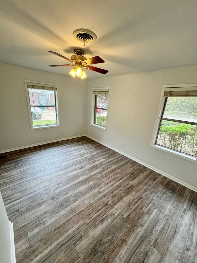 Building Photo - Greenacres Subdivision