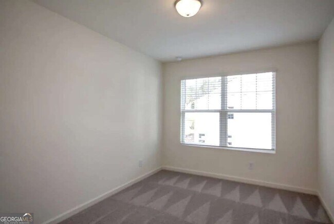 Building Photo - 3180 Delancy St