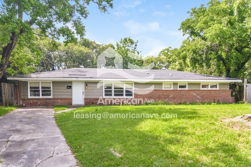 Building Photo - 1421 Narrow Ln Ct