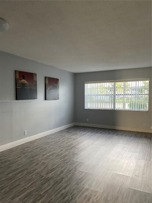 Building Photo - 5102 NW 36th St