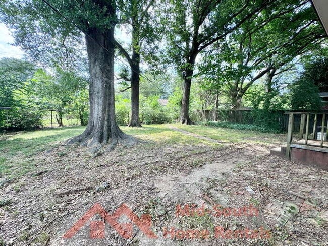 Building Photo - 1761 Cornelia Ln