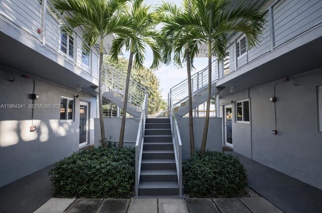 Building Photo - 5305 Biscayne Blvd