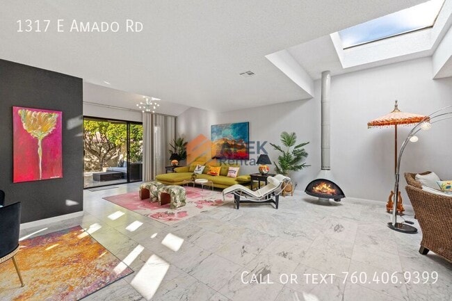 Building Photo - 1317 E Amado Rd