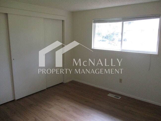 Building Photo - 4712-4714 Reid Dr NW