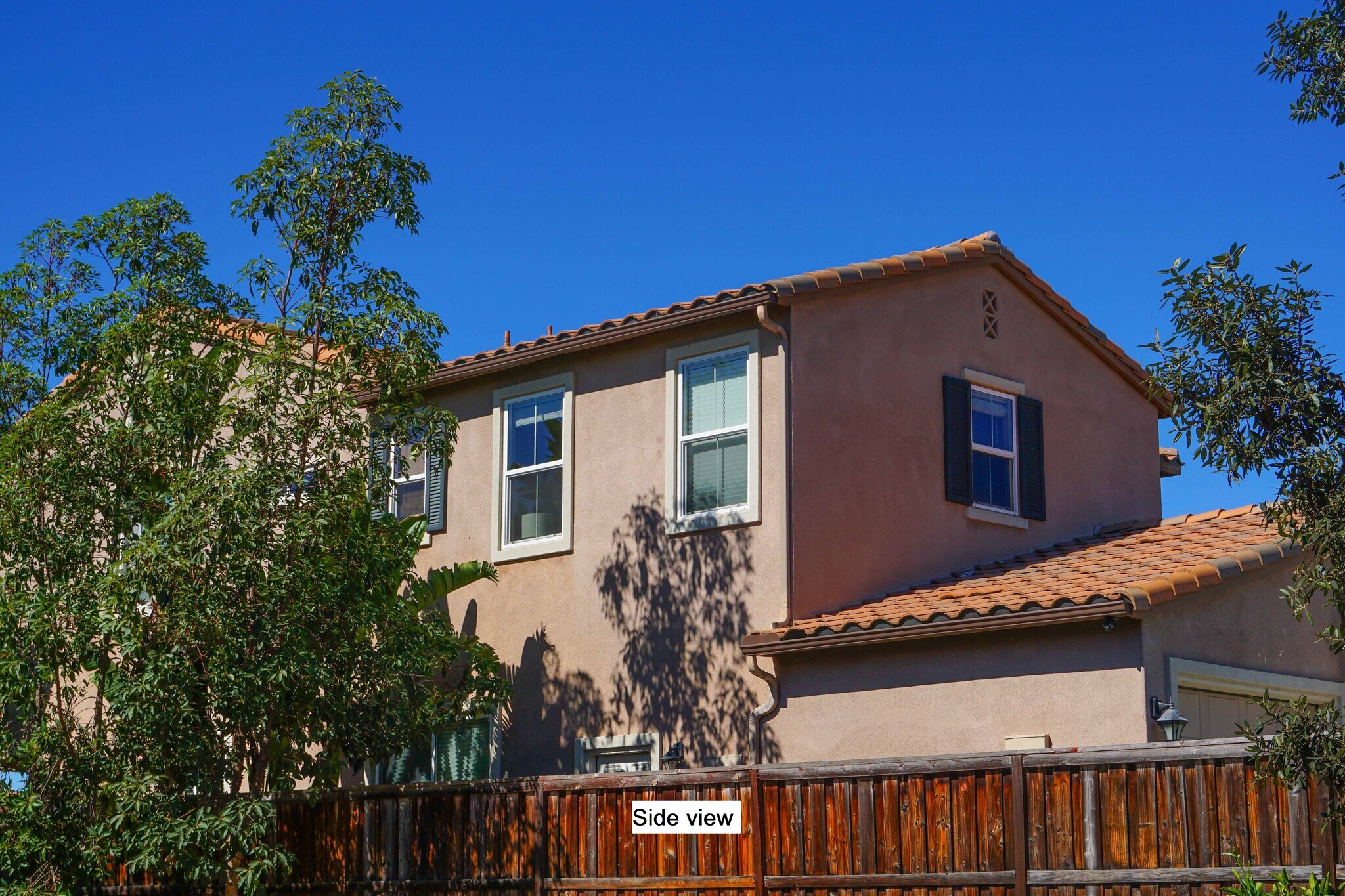 Building Photo - 1167 Vista Pointe Blvd