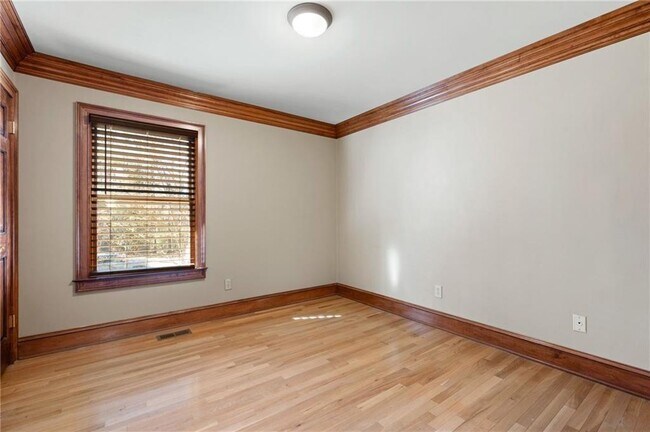 Building Photo - 4800 Grants Way NE