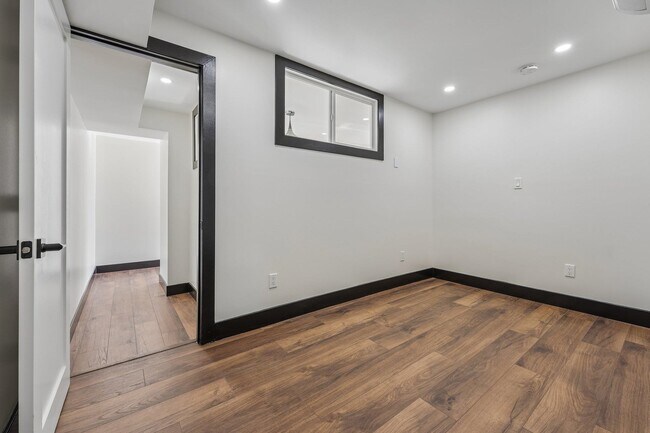 Building Photo - 65 HACKENSACK PLANK Rd