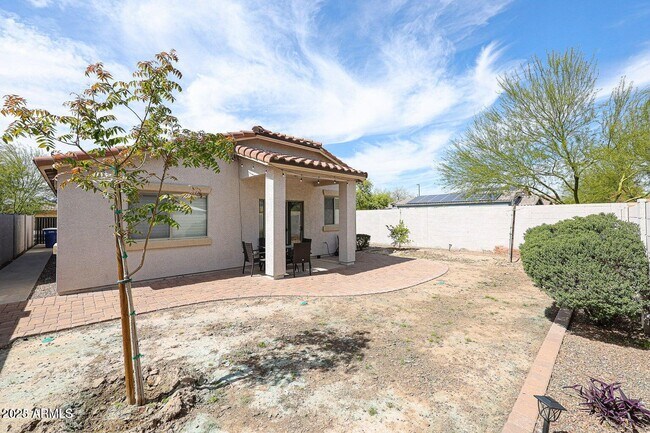 Building Photo - 4013 E Ironhorse Rd