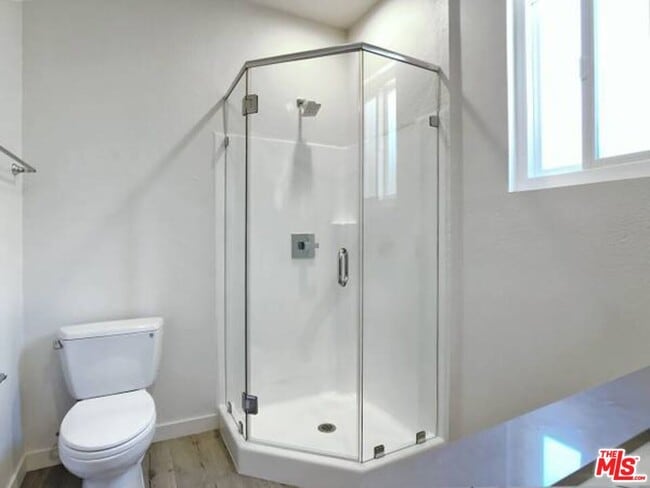 Building Photo - 1900 Silver Lake Blvd