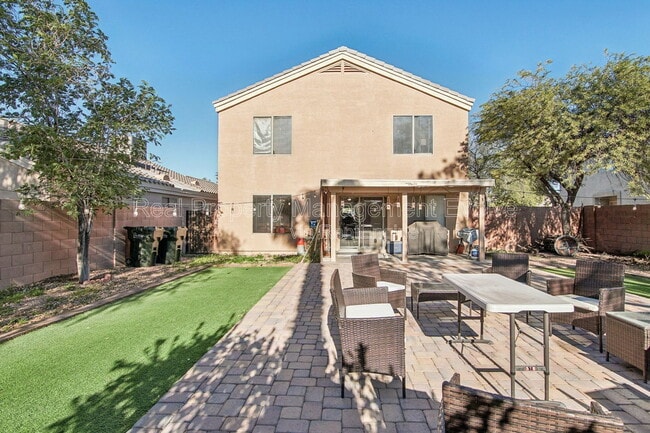 Building Photo - 12571 W Mauna Loa Ln