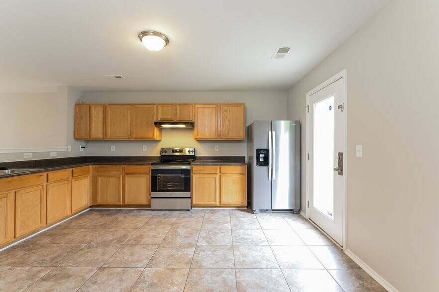 Building Photo - 5095 Joshua Way Ln