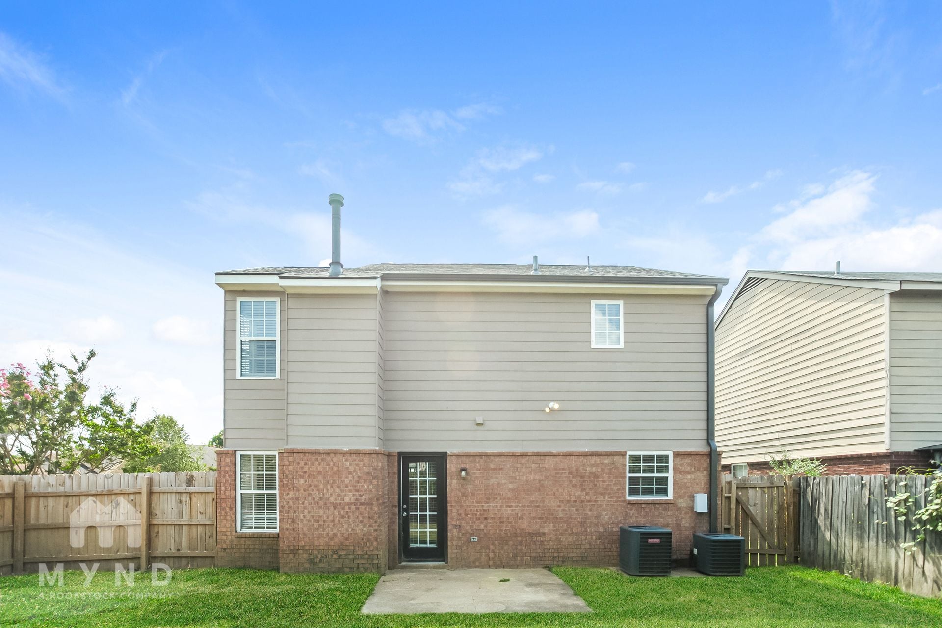 Building Photo - 7322 Green Ash Dr