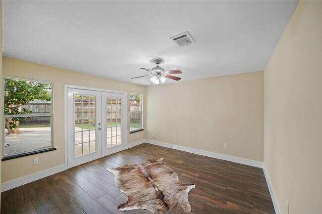 Building Photo - 11804 Westmere Dr