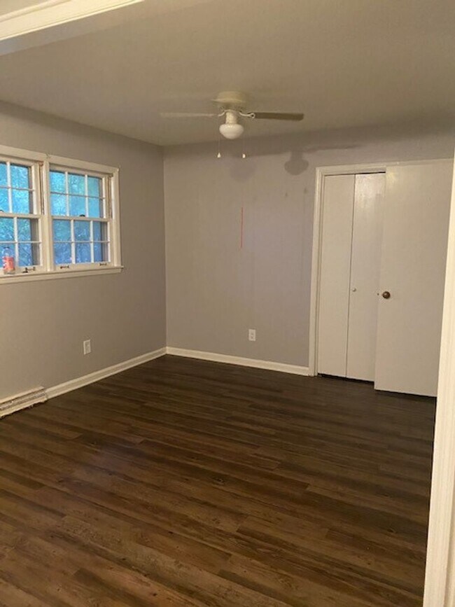 Building Photo - 734 12th St NW